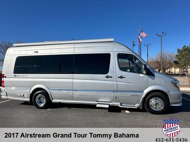 2017 Airstream Grand Tour Tommy Bahama